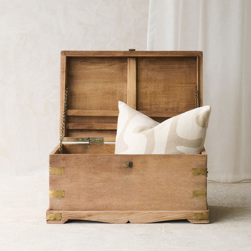 Vintage Chest | Natural