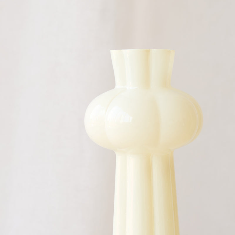 Kortesu Vase | Cream