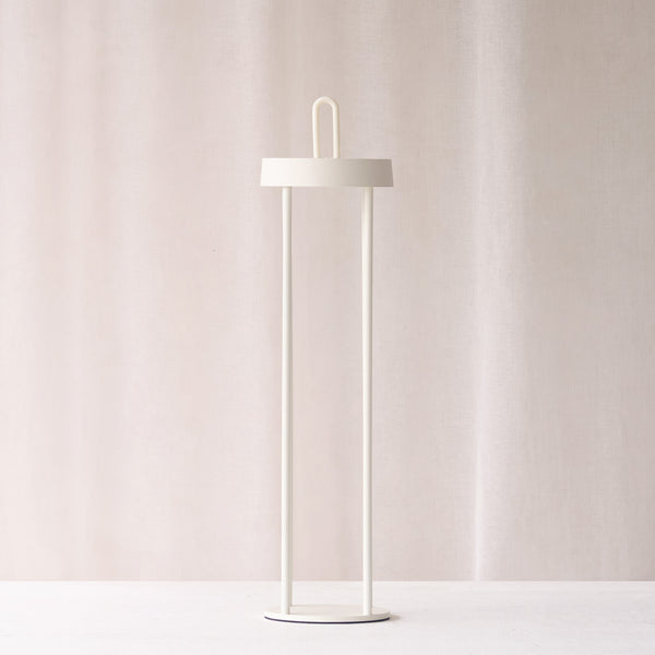 Isalo Outdoor LED Table Lamp | Cream