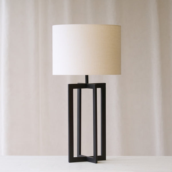 Mace Table Lamp | Black