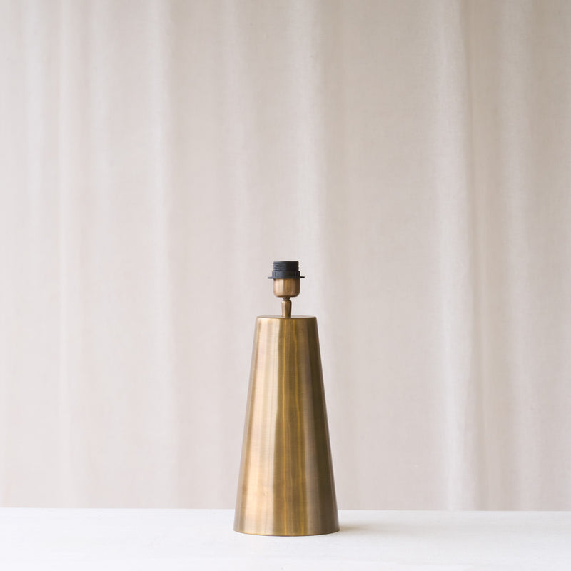 Yelos Table Lamp | Bronze