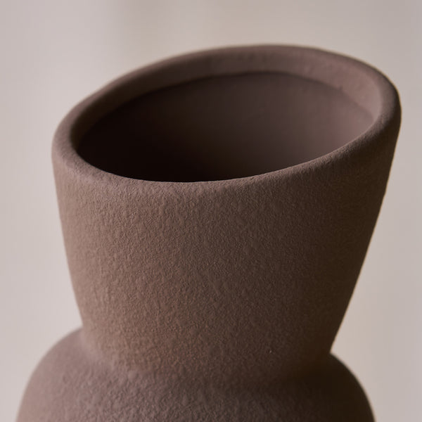 Aram Vase | Brown