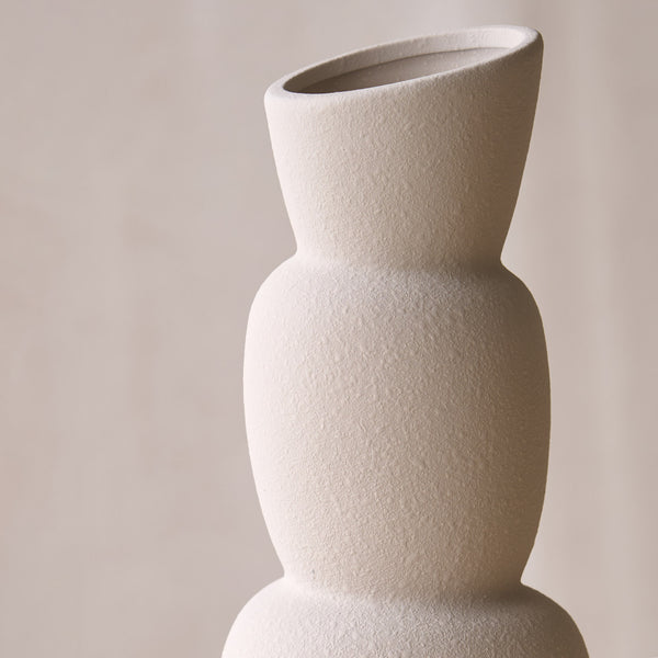 Aram Vase | Cream