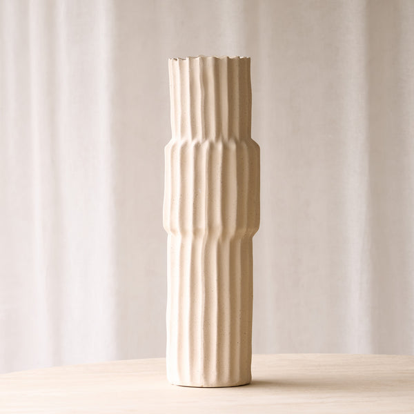 Longa Vase | Cream