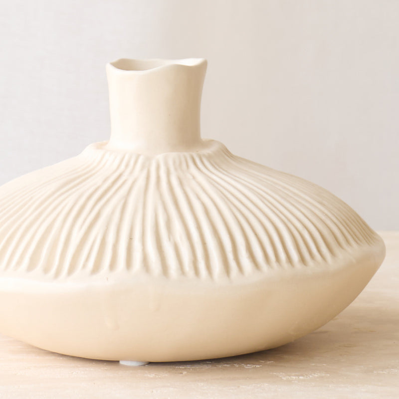 Neira Ceramic Vase | Cream