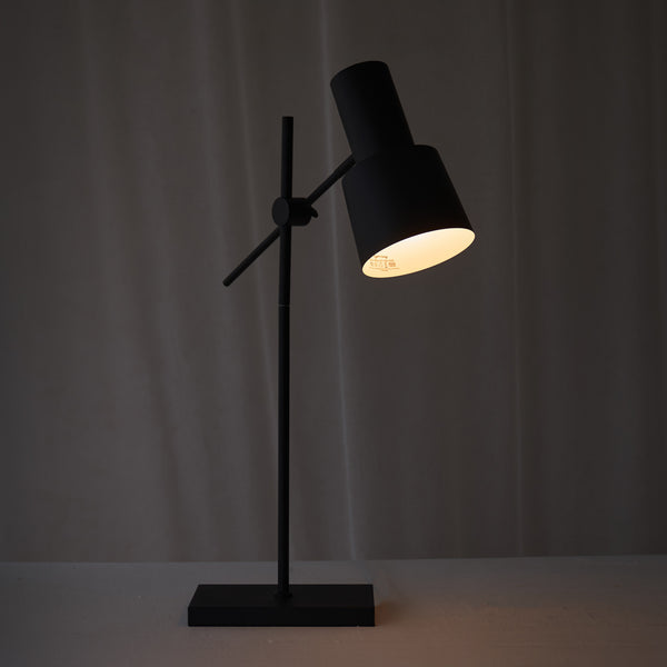 Preston Desk Lamp | Black