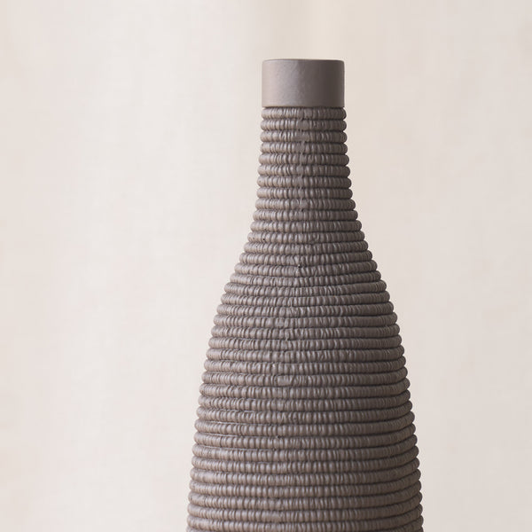 Youna Vase | Brown