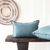 Cushion Black Line | Canard