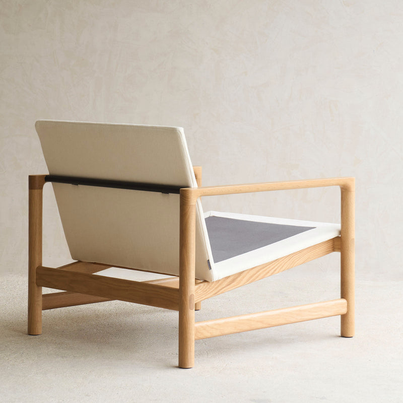 Troubadour Fabric Armchair | Oak Frame - Blanc