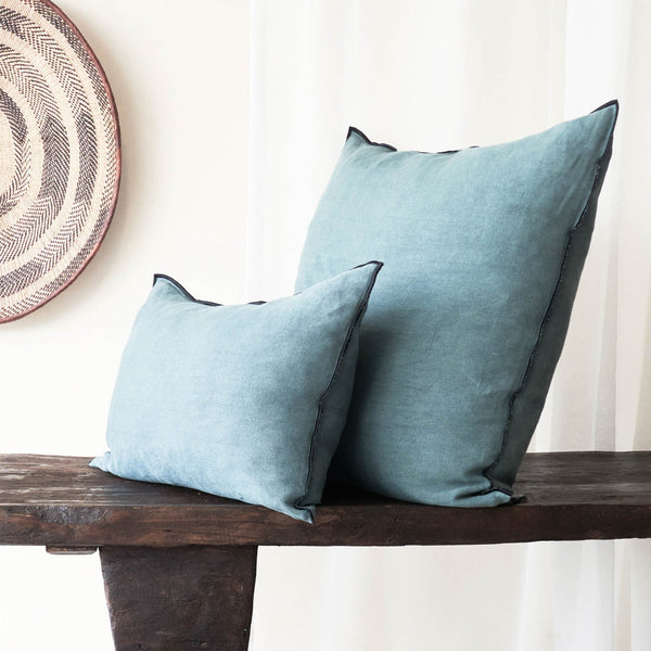 Cushion Black Line | Canard